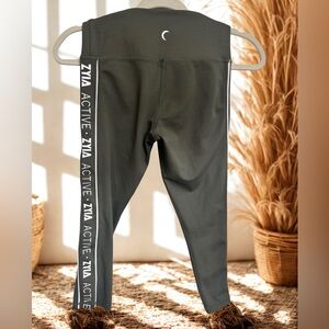 Zyia Active Olive Green Leggings